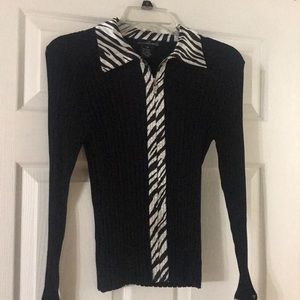 Blouse black and white